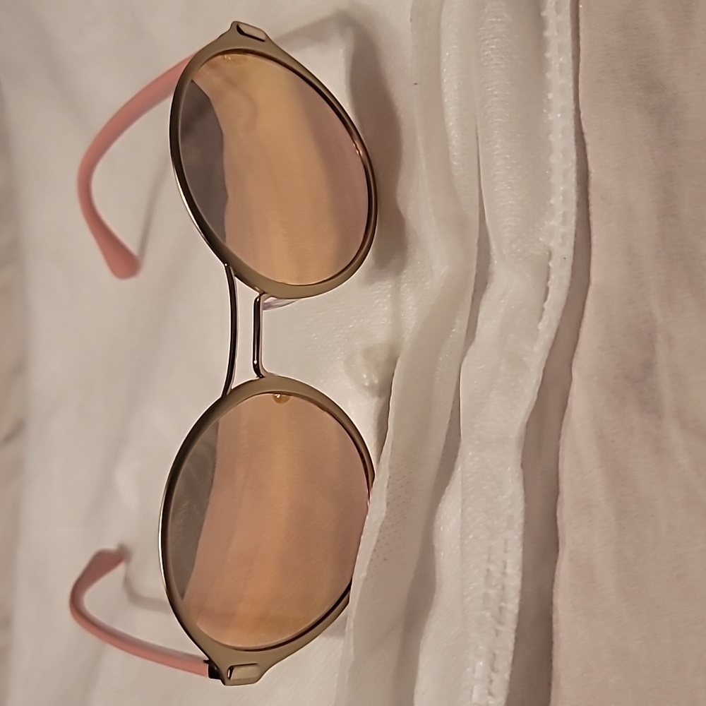 🆕Prada Sunglasses